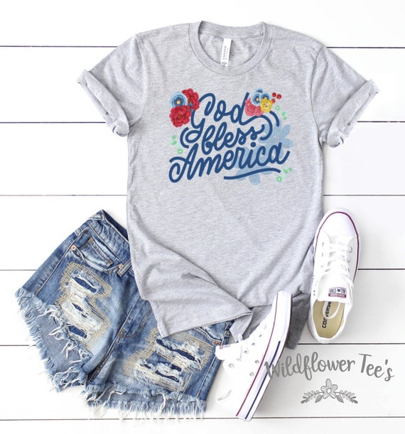 Women's GOD BLESS AMERICA Patriotic 4th Fourth of July Fireworks Graphic Tee T-shirt Plus Size avail 3X 3XL 4X 4XL 5X 5XL