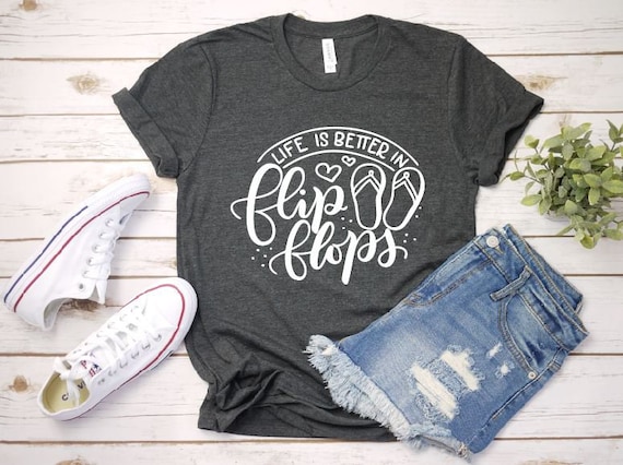Women's Life is better in FLIP FLOPS Summer Vacation Beach LakeRiver Tee T-Shirt Graphic Tee Plus Size 3X 3XL 4X 4XL 5XL Avail