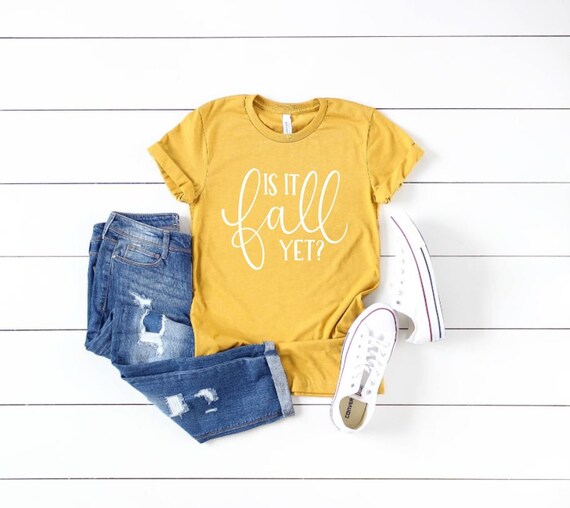 Women's Is it FALL YET? Limited Time Cute Funny Fall Autumn Seasonal Tee T-Shirt Graphic Tee Plus Size 3XL 4XL Avail