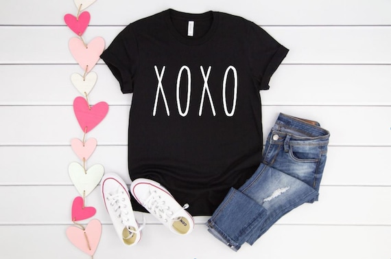 Women's VALENTINE'S DAY XOXO Limited Time Cute Holiday Tee T-Shirt Graphic Tee Plus Size Avail in 3X 3XL 4X 4XL 5X 5XL