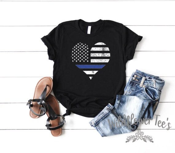 Women's POLICE BLUE LINE Heart Law Enforcement Officer Back The Blue wife love Tee T-Shirt Graphic Tee Plus Size 3X 4X 3XL 4XL 5X 5XL Avail