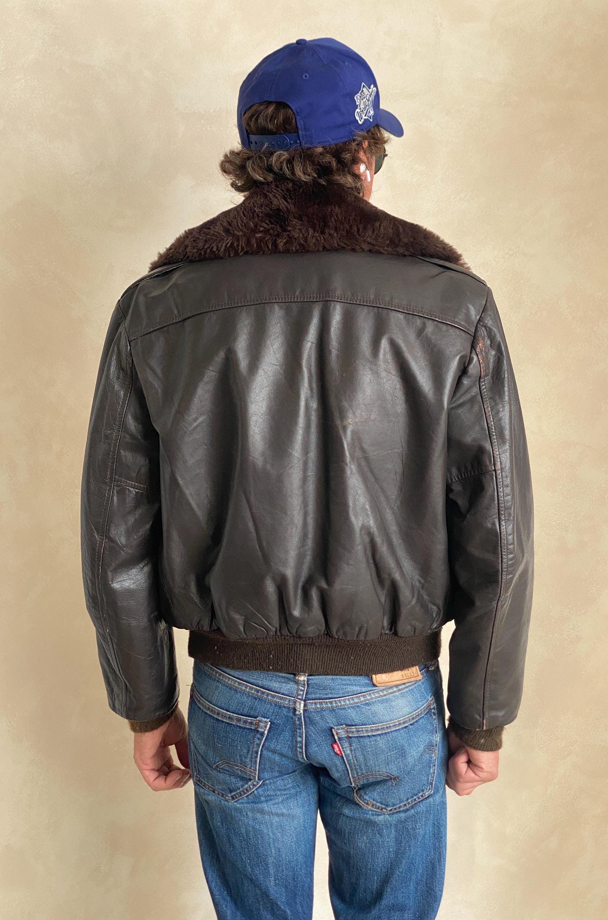 Size 42. Vintage Cooper Leather Bomber Flight Jacket Made in Size 42. Vintage Cooper Leather Bomber Flight Jacket Made in