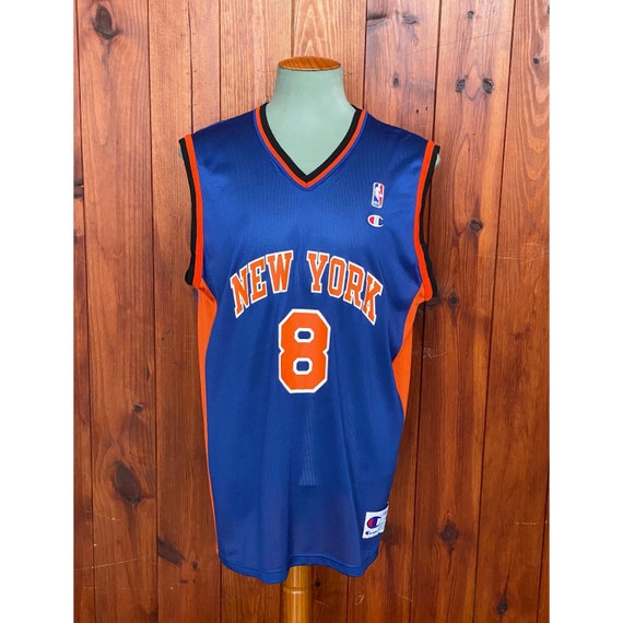 Size 44. Vintage 90s Champion New York Knicks #8 Latrell