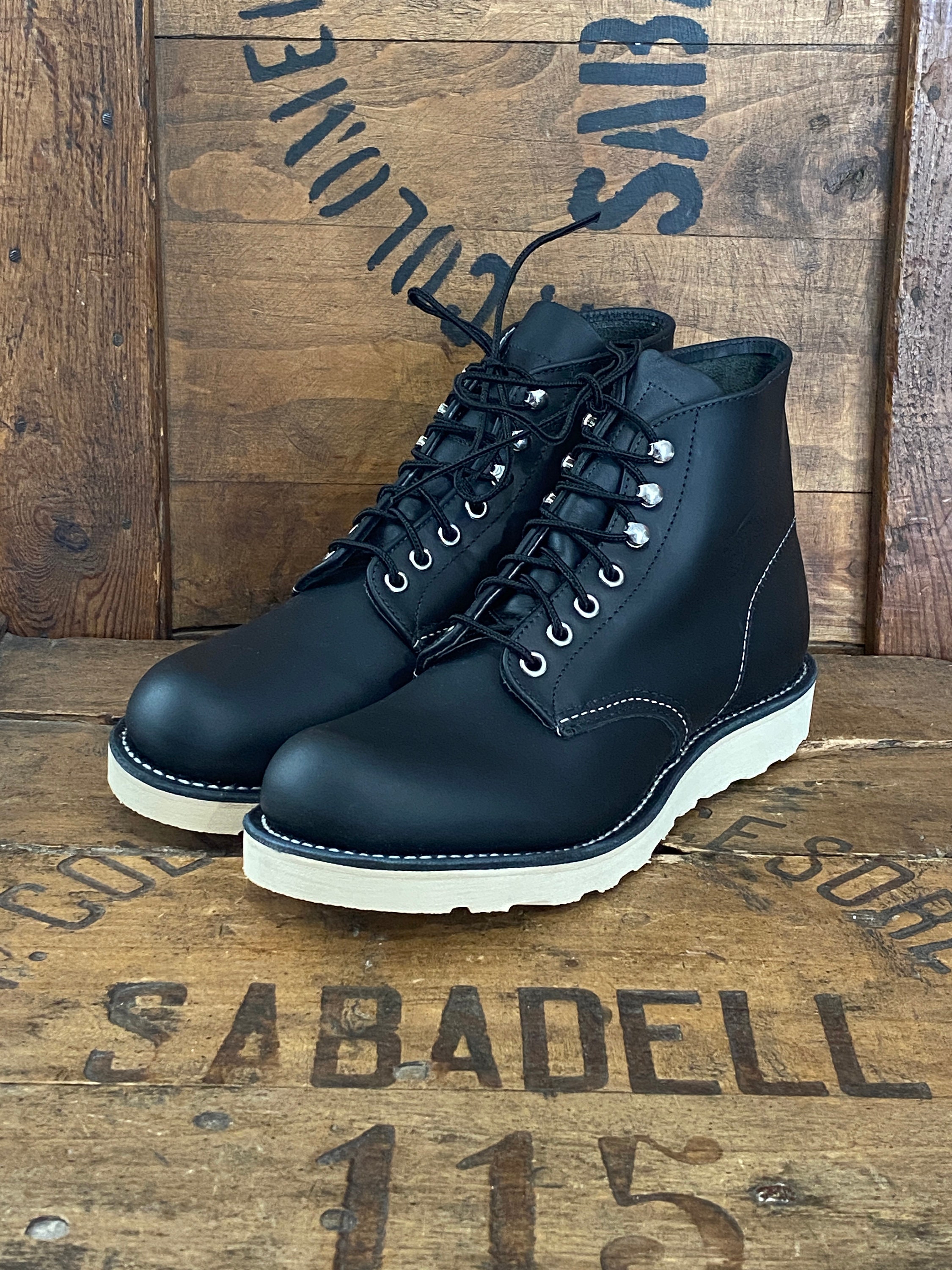 Size 7 D 39 EU RED WING 8165 6-inch Classic Round Toe Black - Etsy