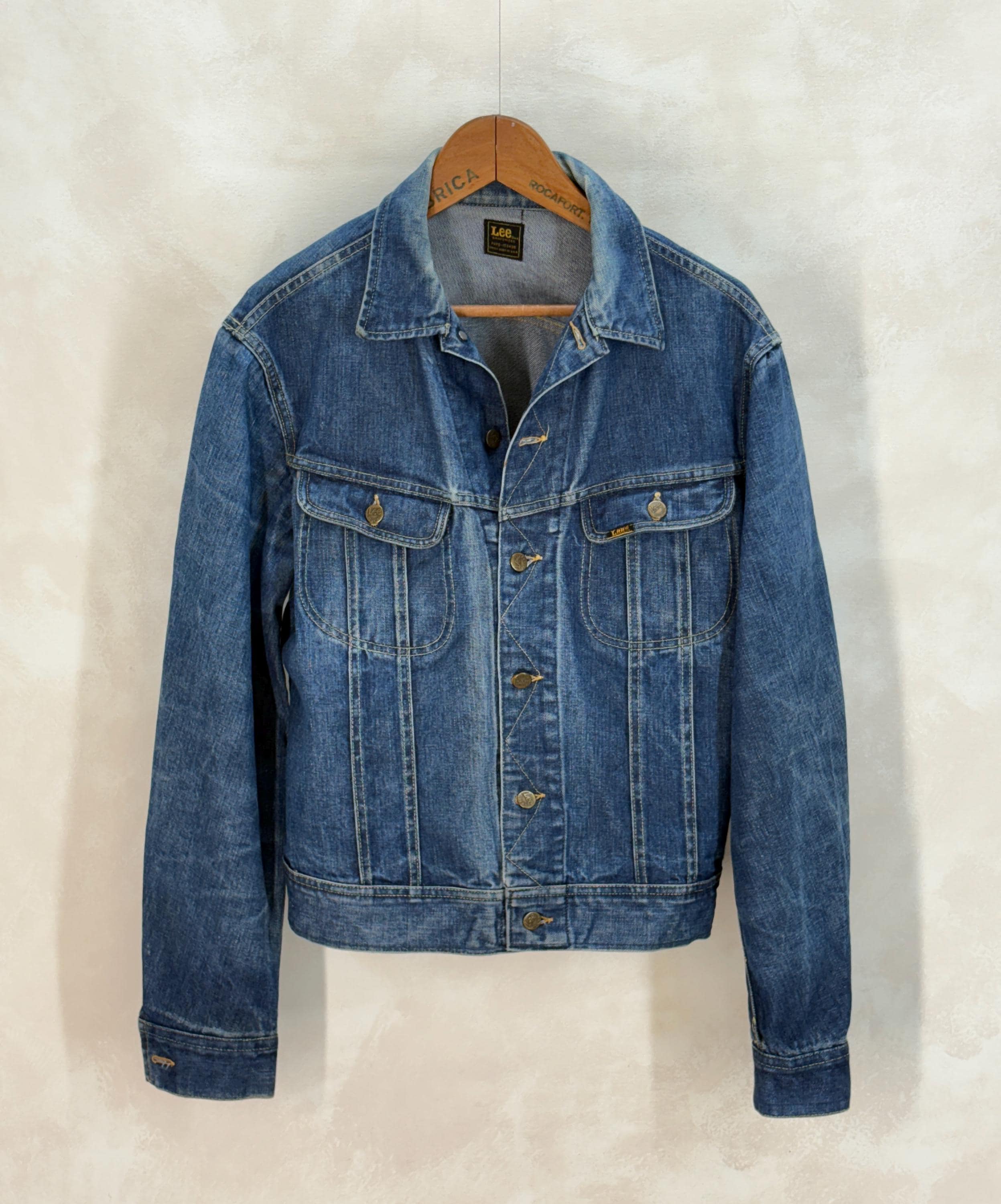 Size 46-48US / 56-58EU. Authentic 1970s Lee Union Made Denim