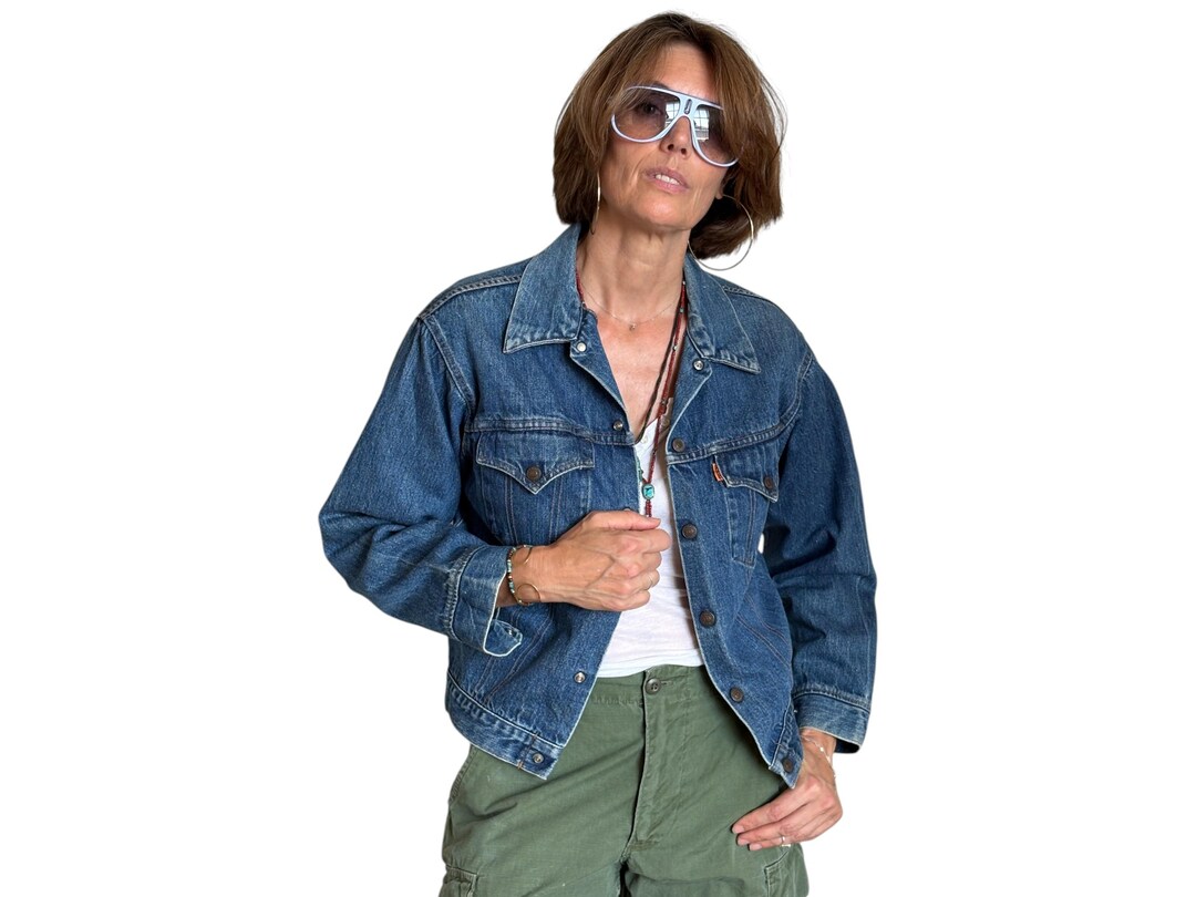Vintage 70s Levi's Denim Jacket | 2-pocket Trucker Style | Made in