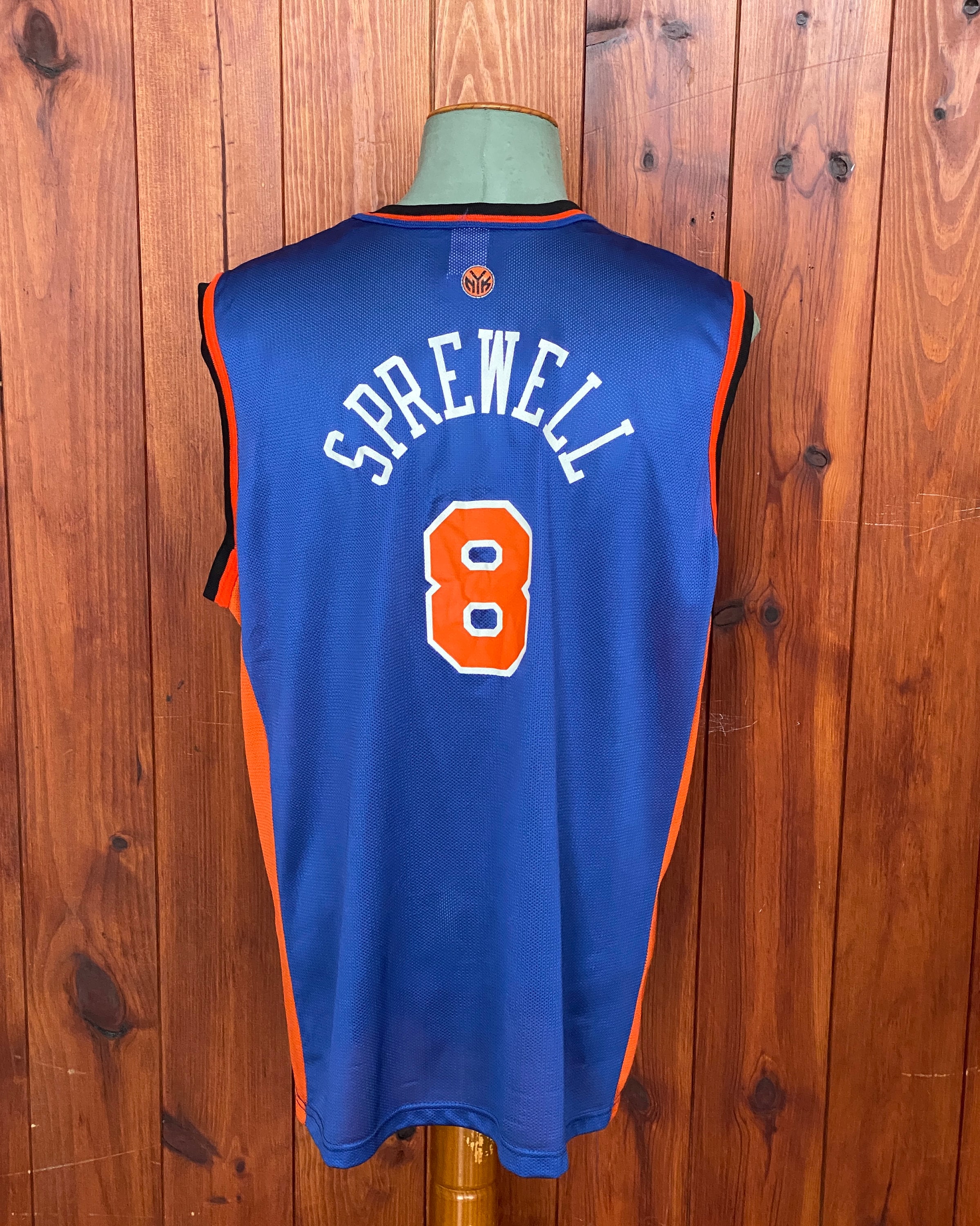 NBA NIKE 90's KNICKS ＃8 SPREWELL Size 44. Vintage 90s Champion New York Knicks #8 Latrell