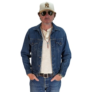 Size 38US / 48EU. Vintage 1980s Levi’s 70506 Trucker Jacket – 4 Pockets – Made in USA