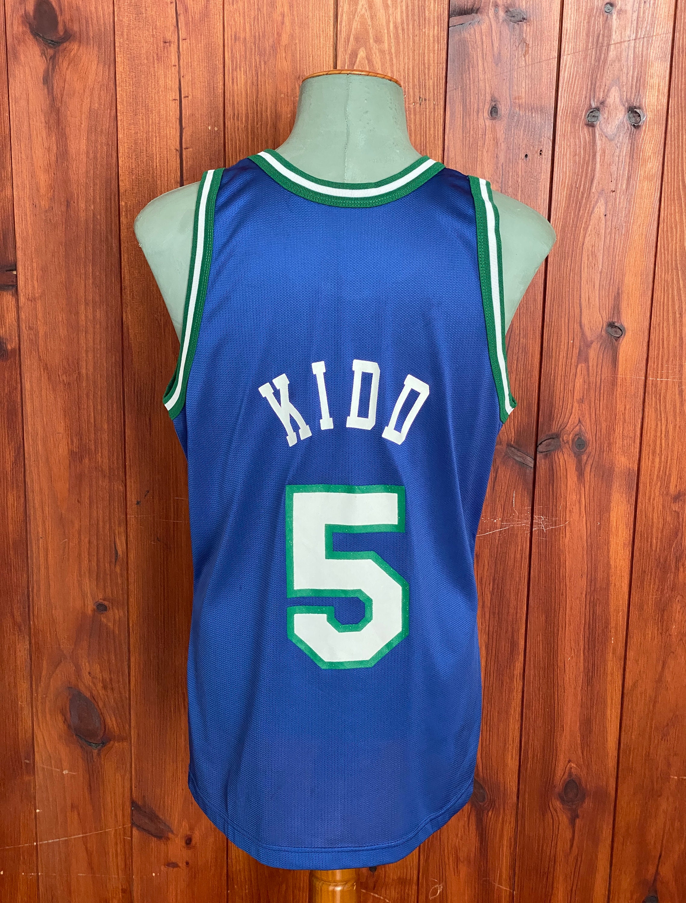 Vintage 1994-96 Dallas Mavericks x Jason Kidd Champion Jersey - Size 44 / Medium
