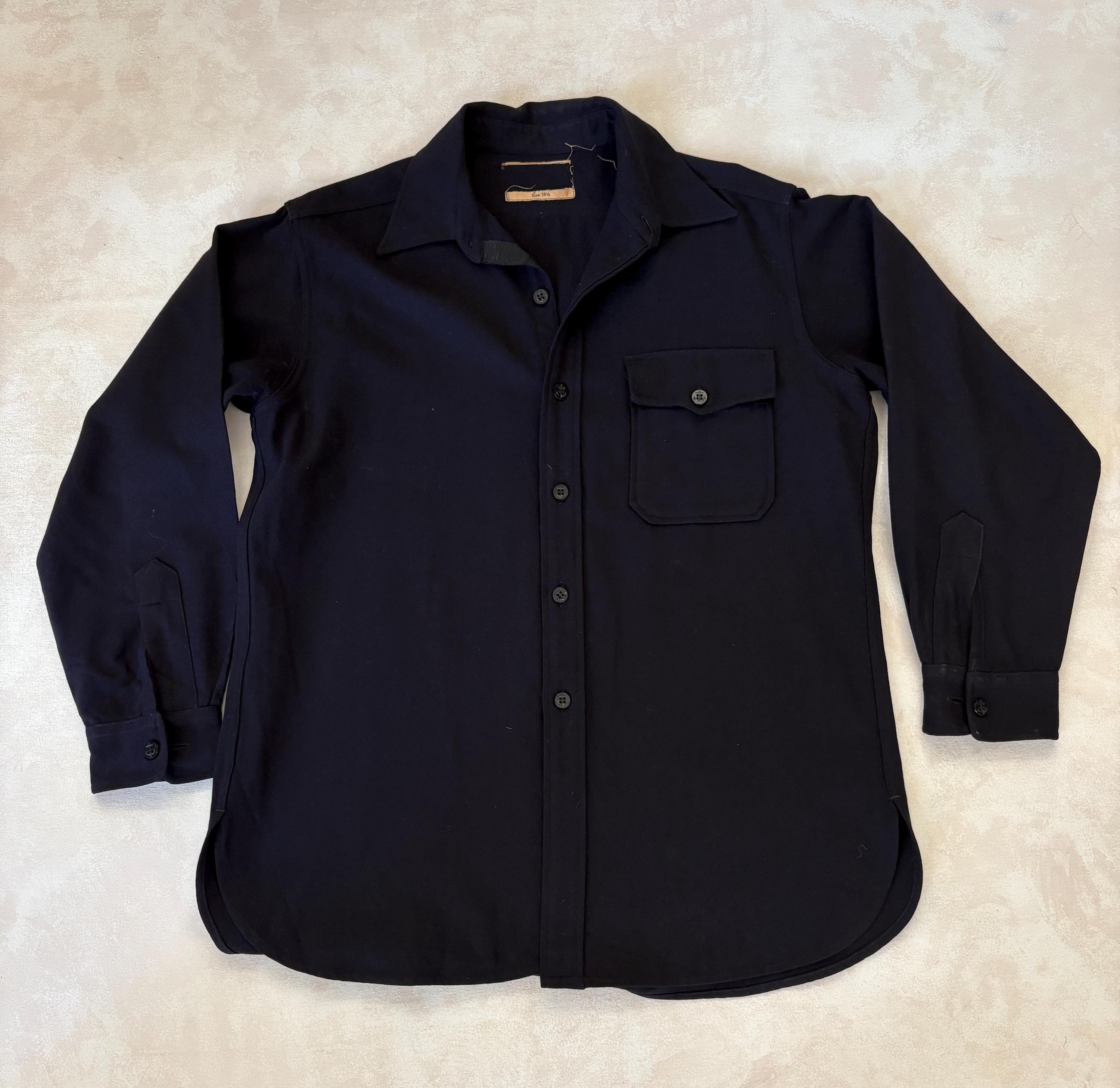 Size Large. Vintage 1940s US Navy CPO (chief Petty Officer