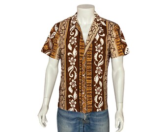 Size M. Vintage 60s Hawaiian cotton shirt made In Hawaii