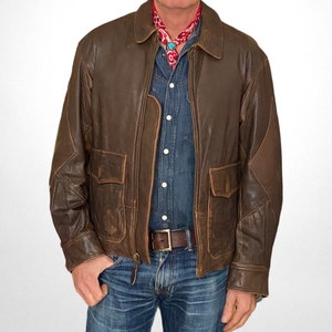 Taille 44US/54EU. veste en cuir vintage de type G-8 fabriquée aux États-Unis par Avirex
