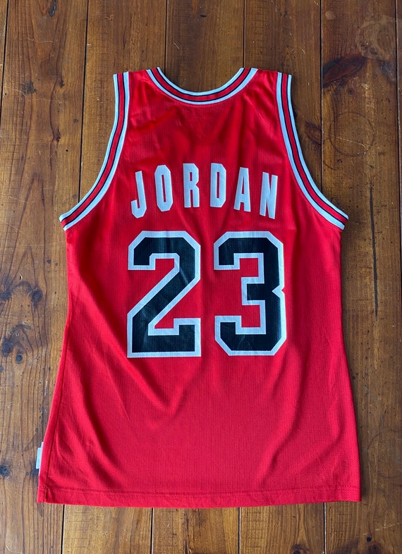 Size 40. VTG 91/92 NBA Champion Jordan Jersey Chi… - image 5
