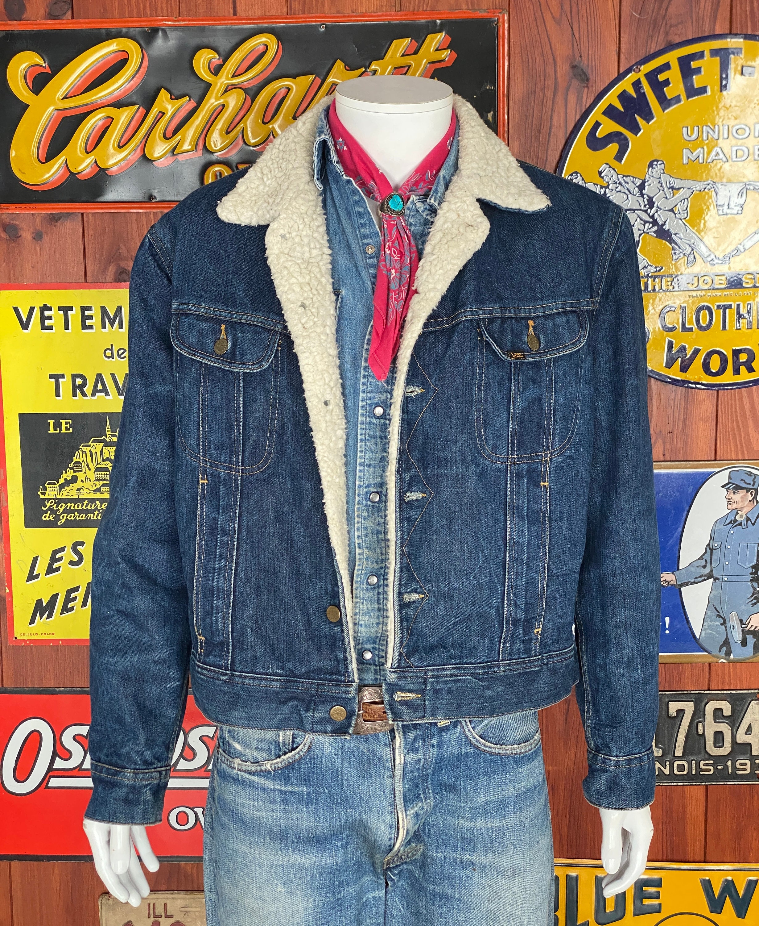 Size 46 USA. Vintage Lee Storm Rider Sherpa Fleece Jacket Made