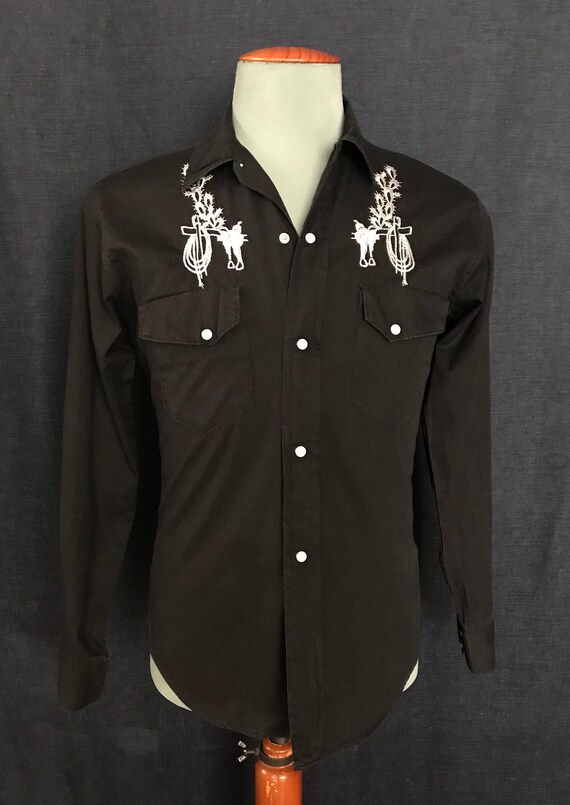Vintage 60’s embroidered sanforized 100% cotton we