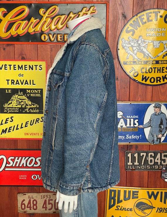 Size 46 US (56 EU). 4 pockets Vintage Levis sherp… - image 4