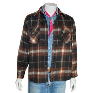 Size Large, 80s Heavy plaid shirt