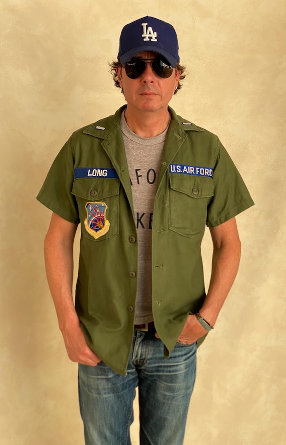 Medium. Authentic 1966 US Air Force Vintage Fatigue Shirt