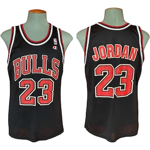 Camiseta NBA Michael Jordan Chicago Bulls 1996-97 Mitchell & Ness Authentic  Negro para niños