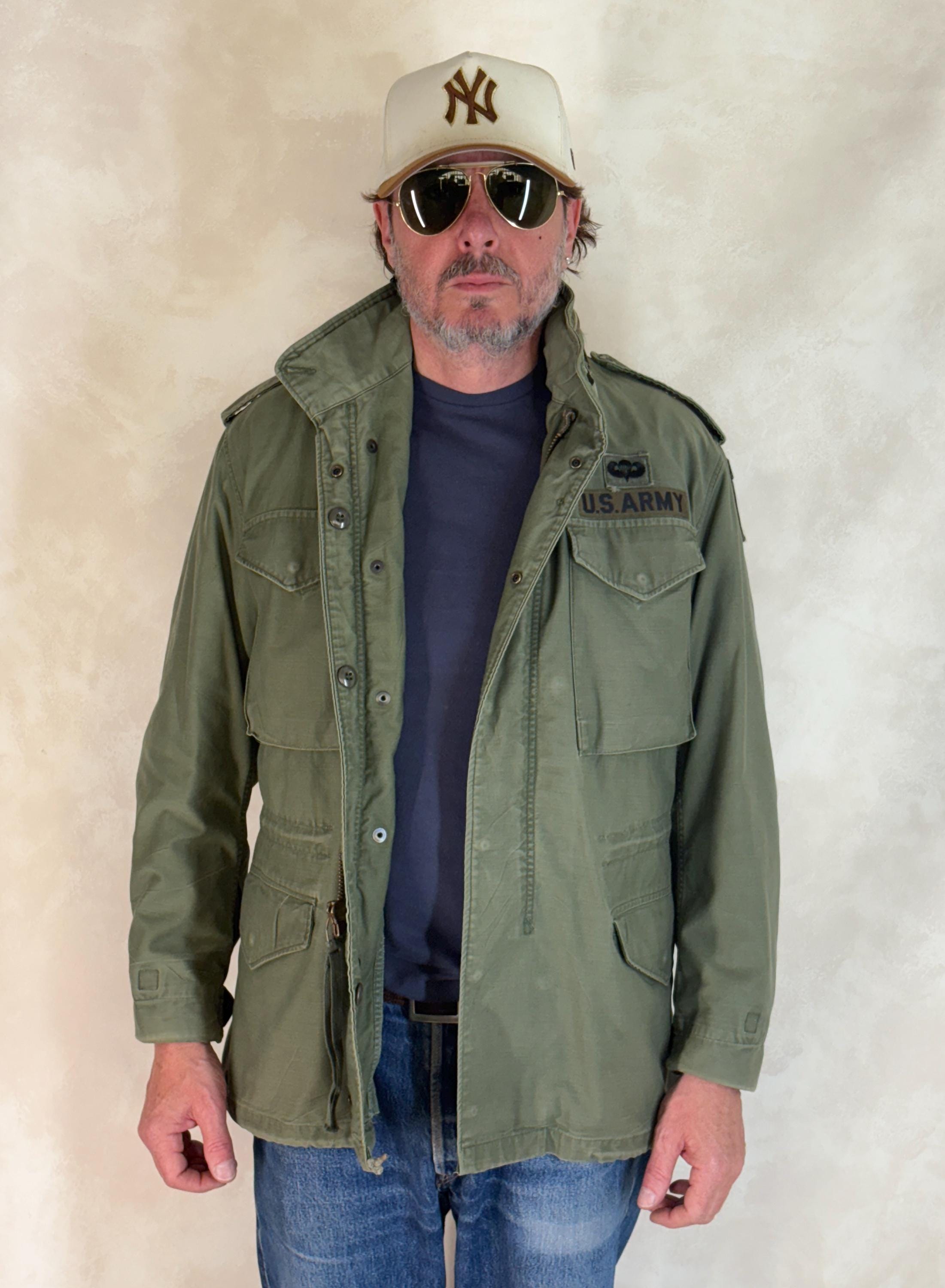 Small Reg. Authentic 82nd Airborne Division US Army M-65 Field