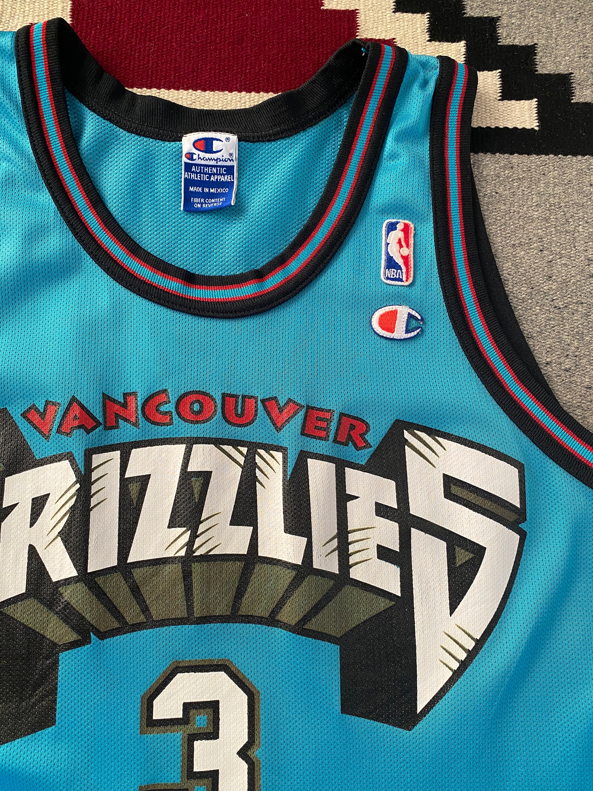 Vintage 90s Vancouver Grizzlies #3 Abdur-rahim Champion Jersey