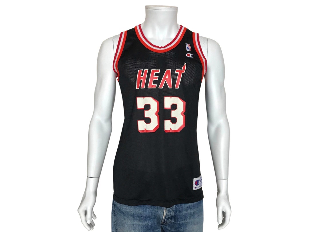 ビンテージ 00s NBA adidas キッズM ユニフォーム　カルデロン ビンテージ 00s NBA adidas キッズM ユニフォーム カルデロン