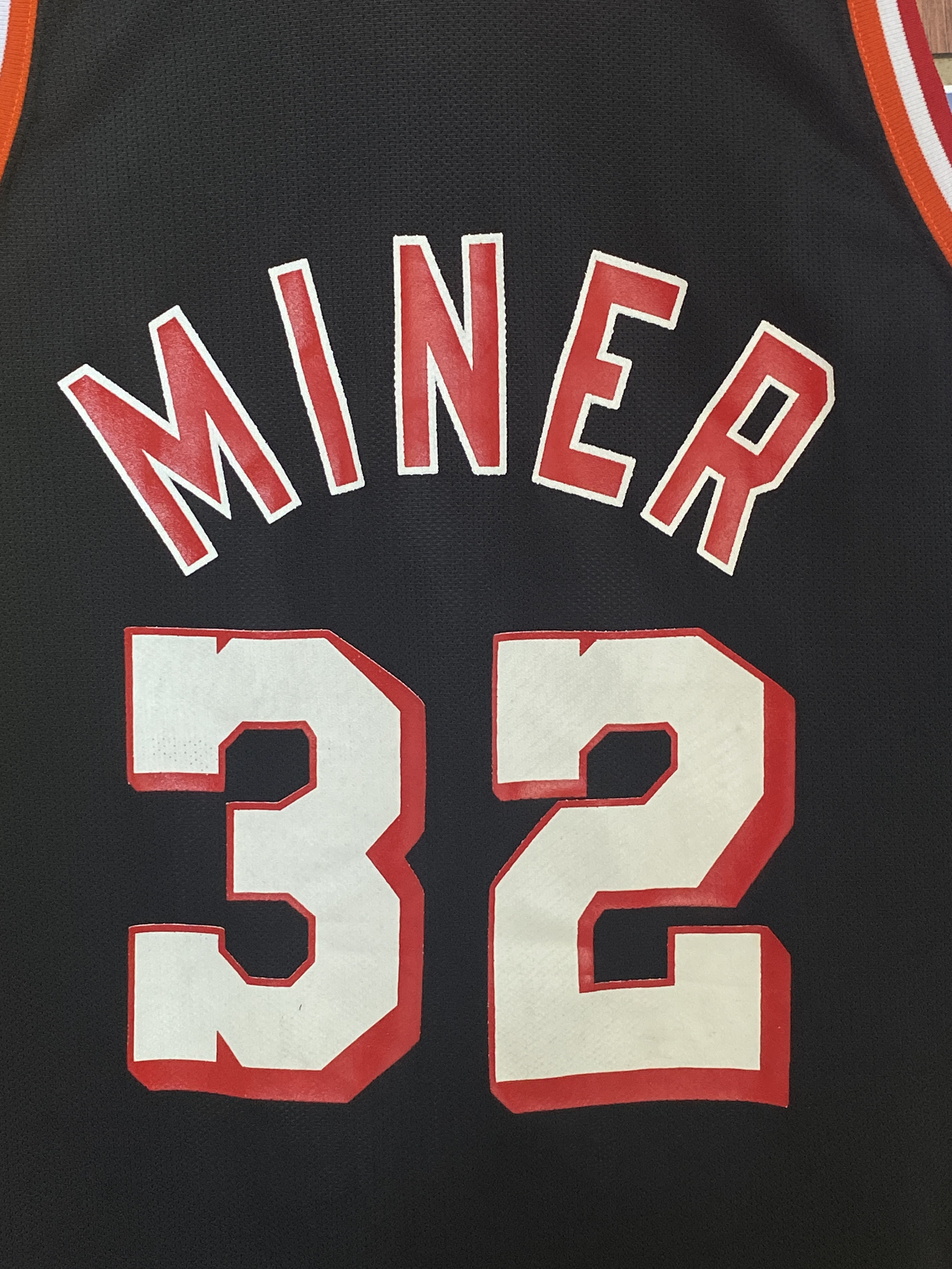 ヴィンテージ 90年代 マイアミ ヒート NBA ジャージ – ハロルド