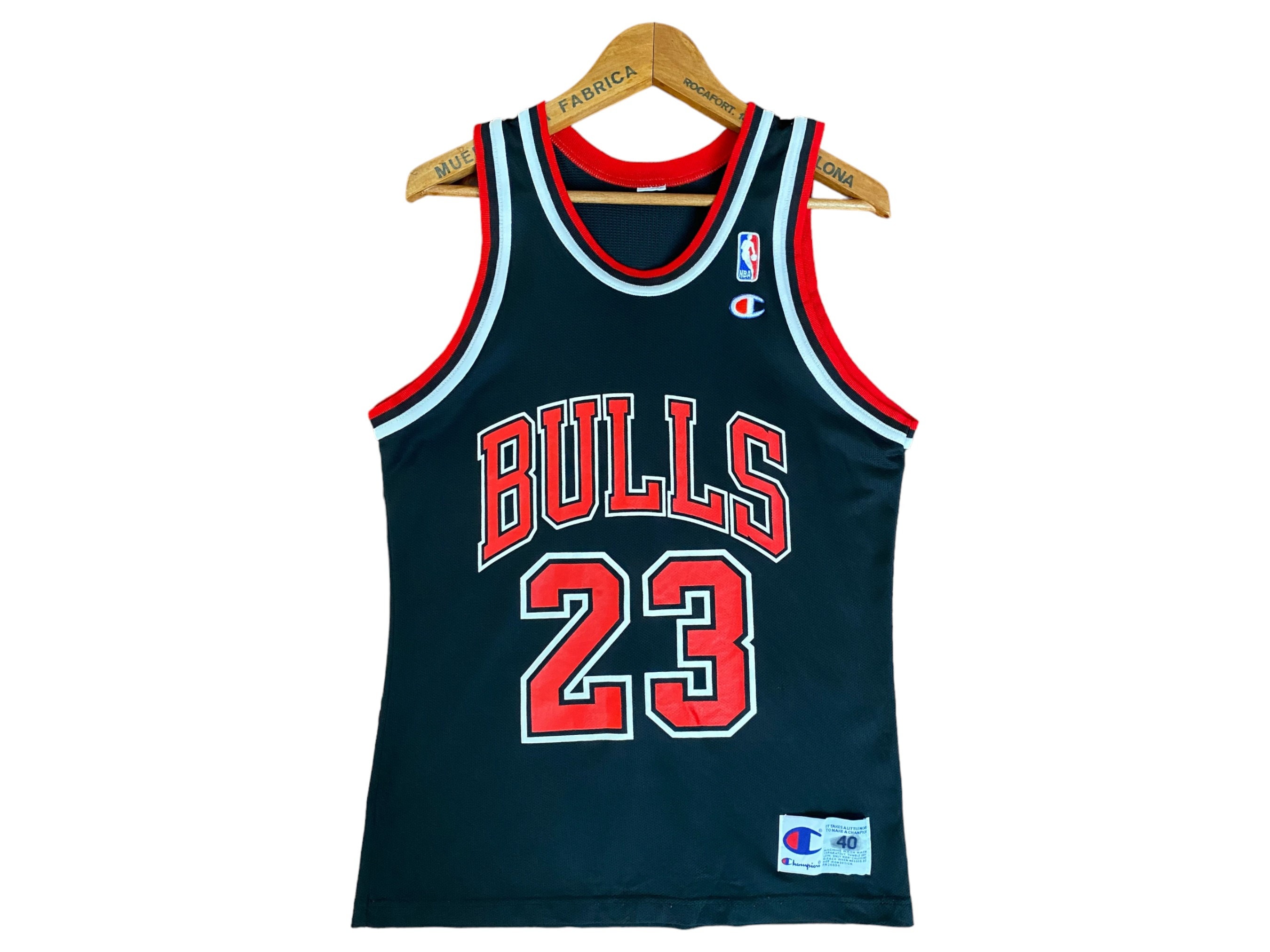 Size 40. Vintage 90s NBA Jordan Jersey Chicago Bulls #23 NBA Size 40. Vintage 90s NBA Jordan Jersey Chicago Bulls #23 NBA