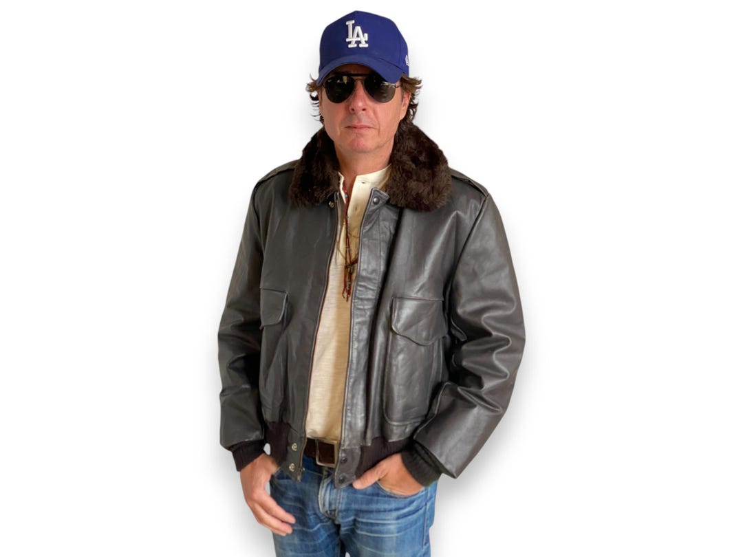 Vintage Leather Bomber Flight Jacket – Classic Aviator Style