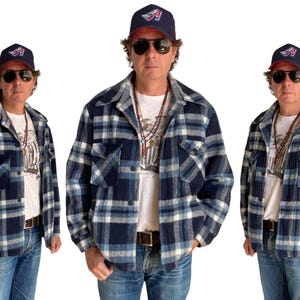 Med. 44US/54EU Vintage plaid jacket made by Sears