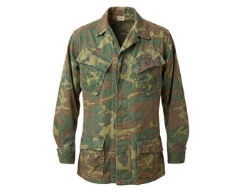 Giacca mimetica da giungla USMC ERDL del 1969 / Era della guerra del Vietnam, taglia piccola