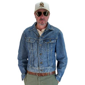 Size 40L US / 50L EU. Vintage 1970s Lee Denim Jacket – 2 Chest Pockets – Made in USA