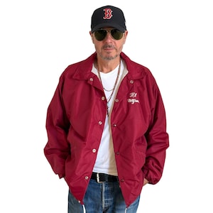 Size XL. Vintage 70s windbreaker made in USA