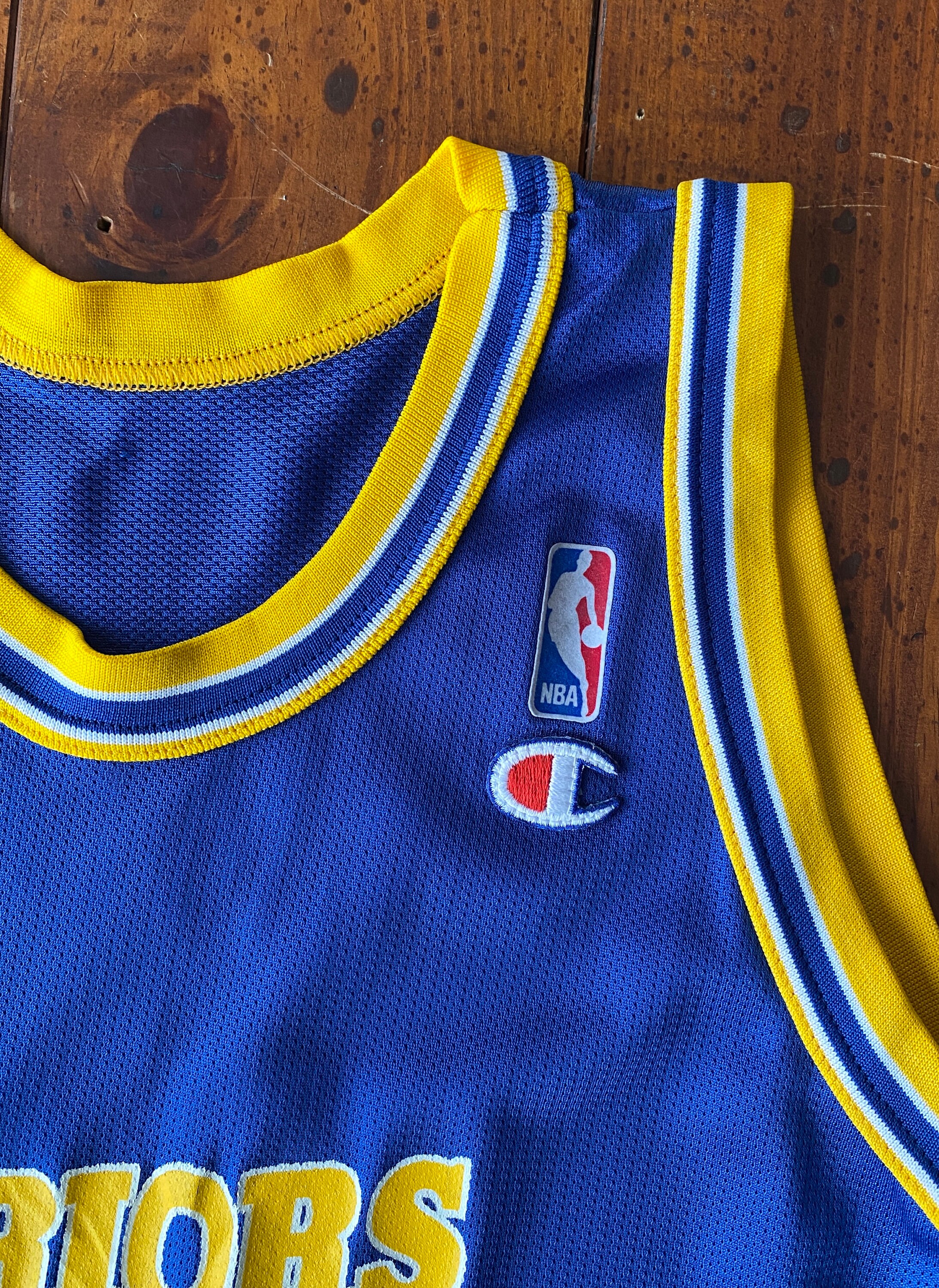 Youth 18-20. Vintage 90s Champion NBA Warriors #32 Smith Jersey