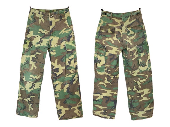 X Small Short . Authentic US Army 1969 Camouflage Jungle