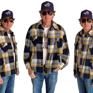 Size 44US/54EU . Vintage plaid heavy shirt jacket by Sears mens store