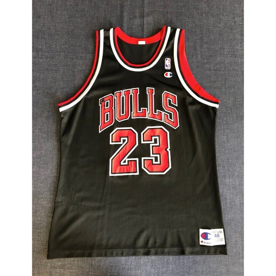 Vintage MICHAEL JORDAN #23 Chicago Bulls Black Champion NBA Jersey Sz 48