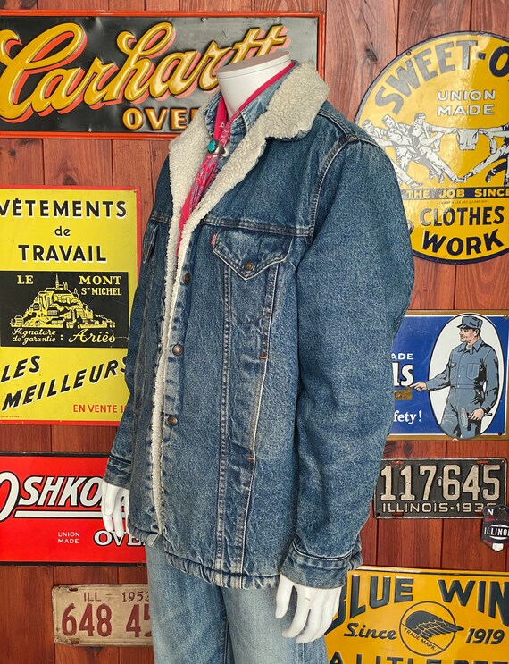 Size 46 US (56 EU). 4 pockets Vintage Levis sherp… - image 6