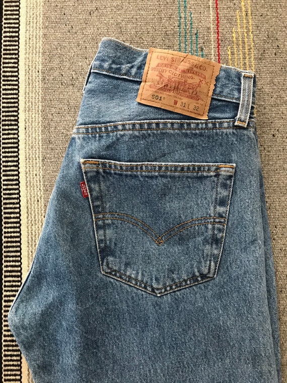 Vintage Levis 501 size 31x32