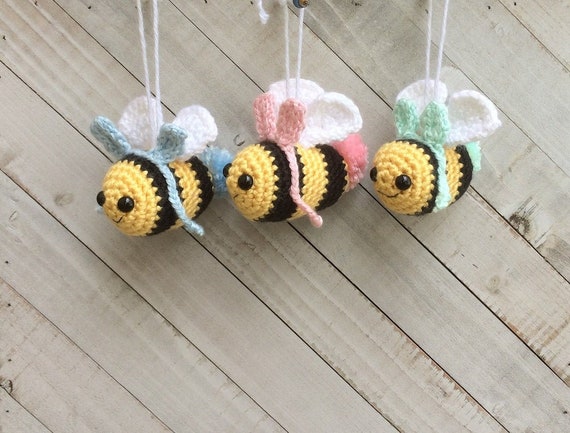 Spring Easter Bunny Bees Crochet Kit DIY, Crochet Supplies,Yarn, Crochet Pattern, Kit, Hand Made Craft , How to ,Craft Kit, Craft Supply