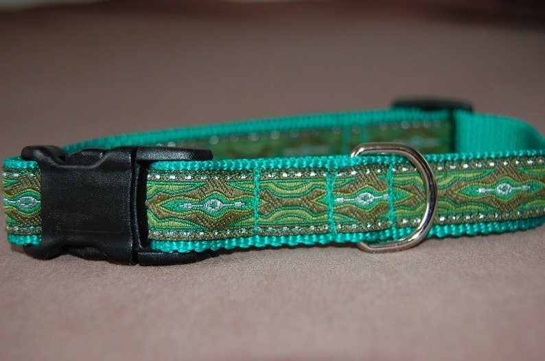 Dog collar image 1