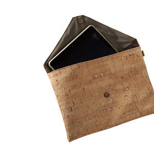 Custodia Tablet Vegan Sughero Protettiva | iPad Air/Pro | Artigianale Italiana | Ultra Leggera