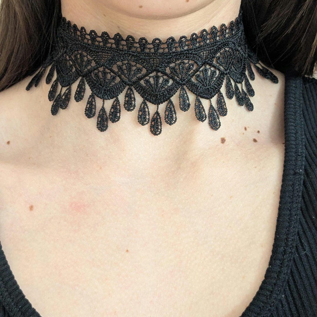 Black Scalloped Lace Choker: Gothic Victorian Necklace - Etsy