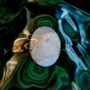 Polished Oval Clouded Agate Cabochon - 28x20mm