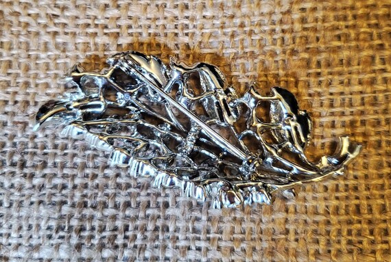 Vintage Silver and Sapphire Blue Leaf Brooch - image 5