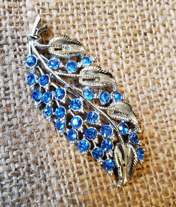 Vintage Silver and Sapphire Blue Leaf Brooch - image 4