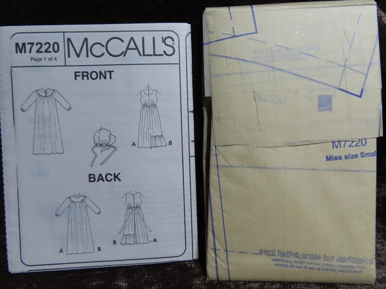 Misses'/women's Costume Pioneer Dress With Apron and Living