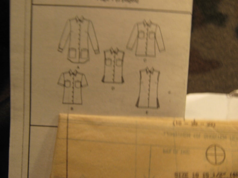 Misses/' Women/'s TopShirt Pattern Butterick 3926 Plus Sizes 18-20-22 UNCUT