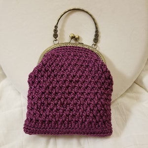Vintage Lilac Elegant Crochet Purse with Kiss Lock Frame - handknitted purse - Crochet handbag