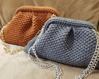 Borsa a forma di nuvola lavorata a mano all'uncinetto - Borsa a forma di gnocco all'uncinetto - Borsa fatta a mano - Borsa Flexframe